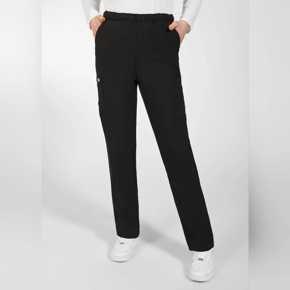 Unisex MOBB Scrub  Set for Ultimate Comfort - Picture 6 of 12